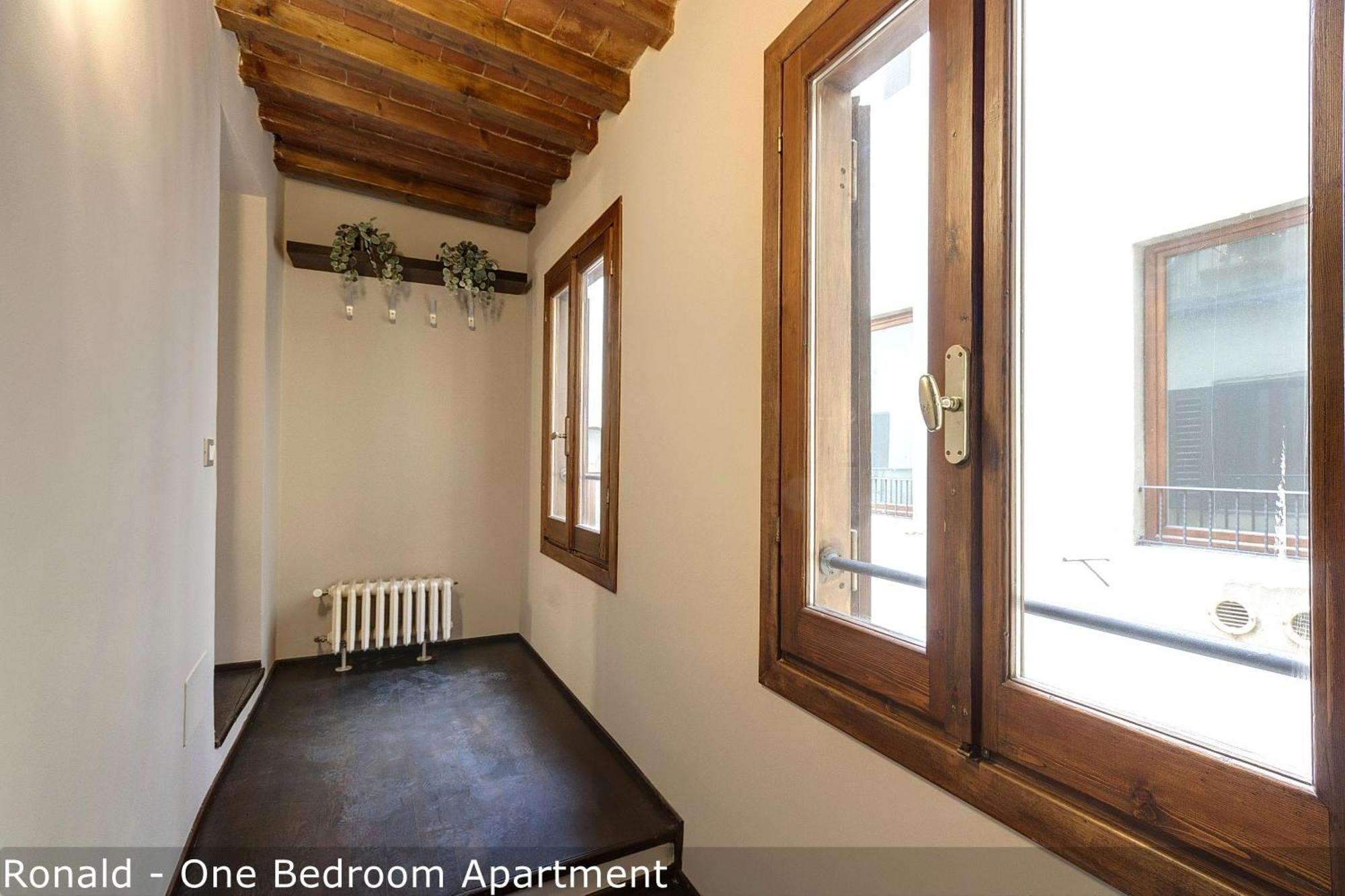 Calzaiuoli Apartments By Mamo Florence Room photo
